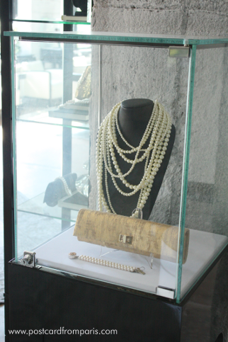 Postcard_from_Paris_Couture_Jewelry