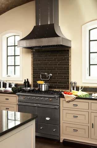 elliott_interior_003
